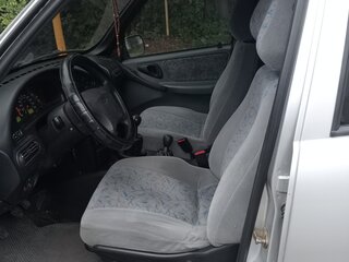 2004 Chevrolet Niva I, серебристый, 450000 рублей, вид 5