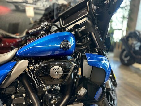 2025 Harley-Davidson Street Glide Ultra, синий, 4150000 рублей, вид 5
