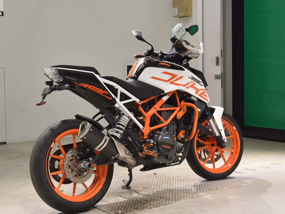 2020 KTM 390 Duke, белый, 450000 рублей - вид 2