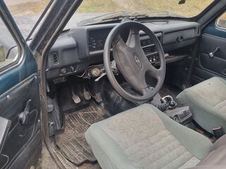 2004 Lada (ВАЗ) 2131 (4x4) I, серый, 70000 рублей, вид 5