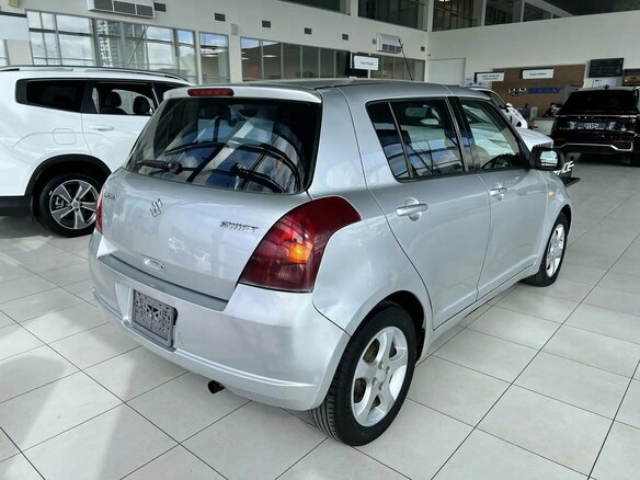 2006 Suzuki Swift AMT III, серебристый, 395000 рублей - вид 5