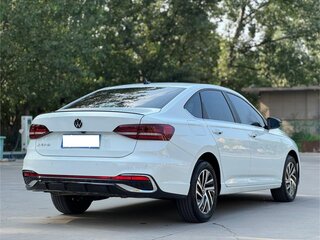 2022 Volkswagen Lavida III Рестайлинг, белый, 1517000 рублей, вид 4