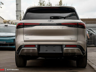2025 Infiniti QX60 II, золотистый, 6790000 рублей, вид 3