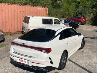 2021 Kia K5 III, белый, 2100000 рублей, вид 5
