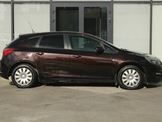 2013 Opel Astra J Рестайлинг, коричневый, 767000 рублей, вид 4