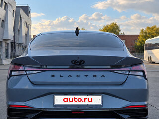 2020 Hyundai Elantra VII (CN7), серый, 2149000 рублей, вид 4