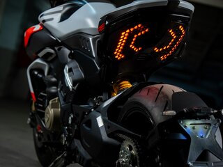 2026 Ducati Diavel V4, белый, 4350000 рублей, вид 3