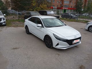 2021 Hyundai Elantra VII (CN7), белый, 2100000 рублей, вид 2