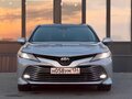 2018 Toyota Camry VIII (XV70), серебристый, 2499000 рублей - вид 2