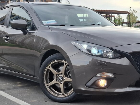 2014 Mazda 3 III (BM), серый, 1300000 рублей - вид 5