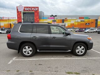 2011 Toyota Land Cruiser 200 Series, серый, 2850000 рублей, вид 4