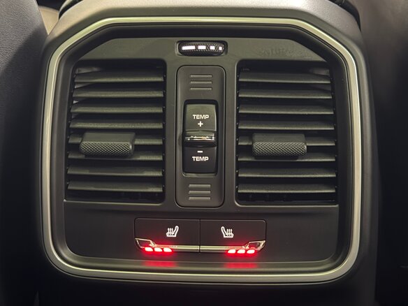 2025 Porsche Macan I Рестайлинг 2, серый, 11495000 рублей - вид 29