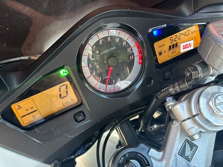 2005 Honda VFR 800, белый, 300000 рублей, вид 2