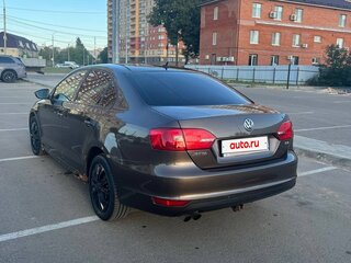2011 Volkswagen Jetta VI, коричневый, 480000 рублей, вид 4