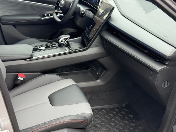 2026 Geely Cityray, серебристый, 3344990 рублей - вид 10