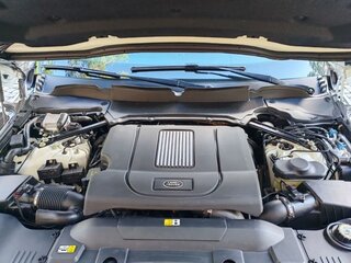 2019 Land Rover Range Rover IV Рестайлинг, белый, 7300000 рублей, вид 4