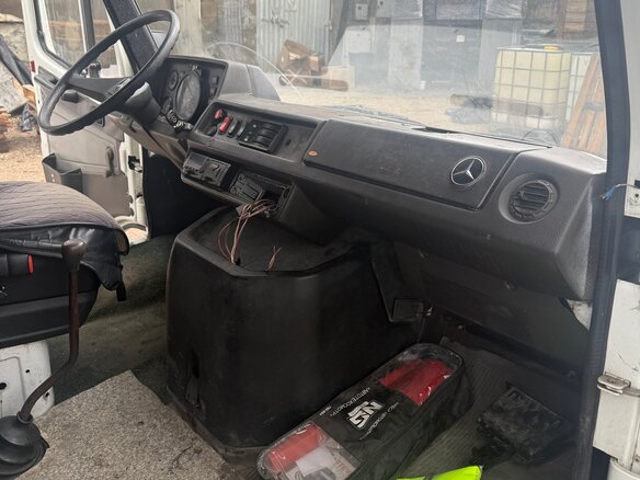 1990 Mercedes-Benz T1, белый, 450000 рублей - вид 12