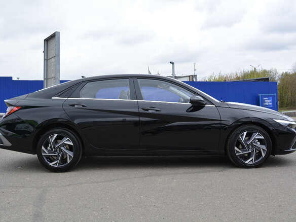 2026 Hyundai Elantra VII (CN7) Рестайлинг, чёрный, 2199000 рублей - вид 3