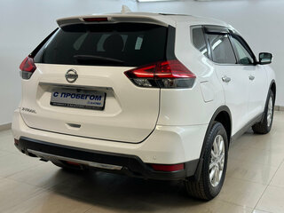 2020 Nissan X-Trail III Рестайлинг, белый, 2020000 рублей, вид 4
