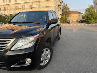 2010 Lexus LX 570 III, чёрный, 4000000 рублей, вид 2