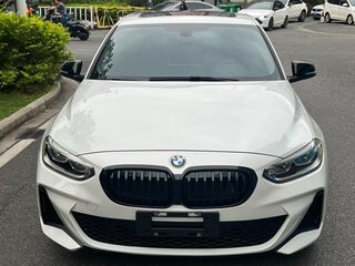 2022 BMW 1 серии 120i III (F52) Рестайлинг, белый, 1657000 рублей, вид 2