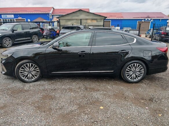2020 Kia K7 YG (II) Рестайлинг, чёрный, 4000000 рублей - вид 8