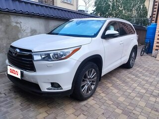 2014 Toyota Highlander III (XU50), белый, 2600000 рублей, вид 2