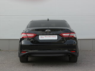 2021 Toyota Camry VIII (XV70), чёрный, 2797000 рублей, вид 4
