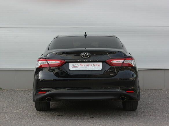 2021 Toyota Camry VIII (XV70), чёрный - вид 3