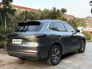 2025 Geely Galaxy Starship 7 120km, серебристый, 3200000 рублей, вид 3