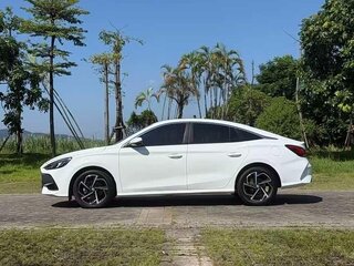 2023 MG 5 II, белый, 1070000 рублей, вид 3