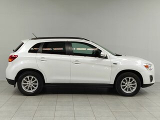 2012 Mitsubishi ASX I, белый, 1055000 рублей, вид 4