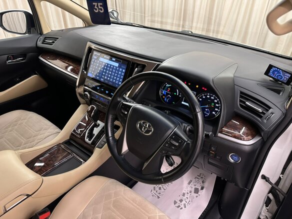 2018 Toyota Alphard III Рестайлинг, белый, 4299900 рублей - вид 11