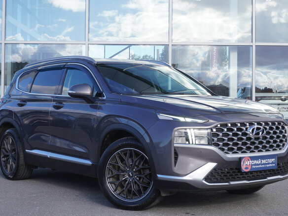 2021 Hyundai Santa Fe IV Рестайлинг, серый, 3643000 рублей - вид 2