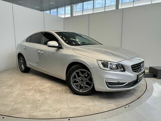 2016 Volvo S60 II Рестайлинг, серебристый, 1290000 рублей, вид 3