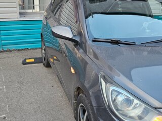 2011 Hyundai Solaris I, серый, 700000 рублей, вид 5