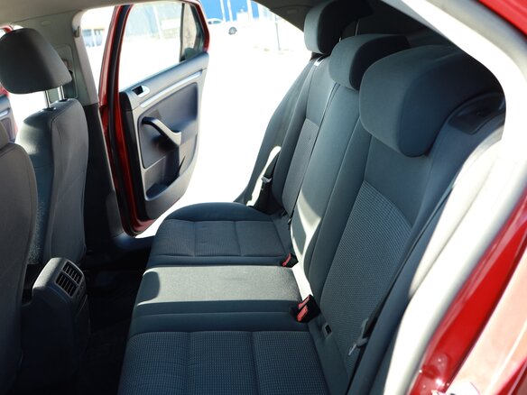 2008 Volkswagen Jetta V, красный, 450000 рублей - вид 22