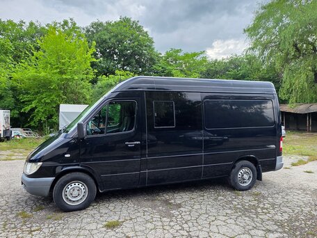 2017 Mercedes-Benz Sprinter Classic, чёрный, 3000000 рублей, вид 3