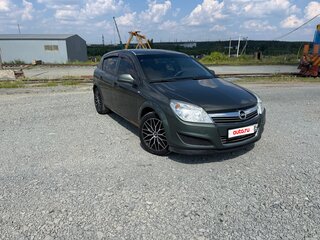 2011 Opel Astra H Рестайлинг, зелёный, 550000 рублей, вид 2
