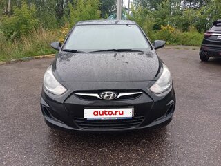 2012 Hyundai Solaris I, чёрный, 700000 рублей, вид 2