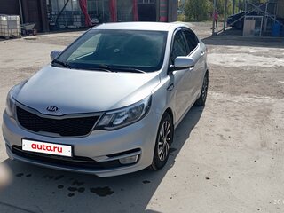 2016 Kia Rio III Рестайлинг, серый, 850000 рублей, вид 2