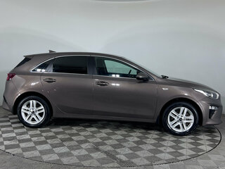 2019 Kia Ceed III, коричневый, 1720000 рублей, вид 4