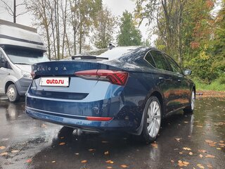 2022 Skoda Octavia IV (A8), синий, 2390000 рублей, вид 4