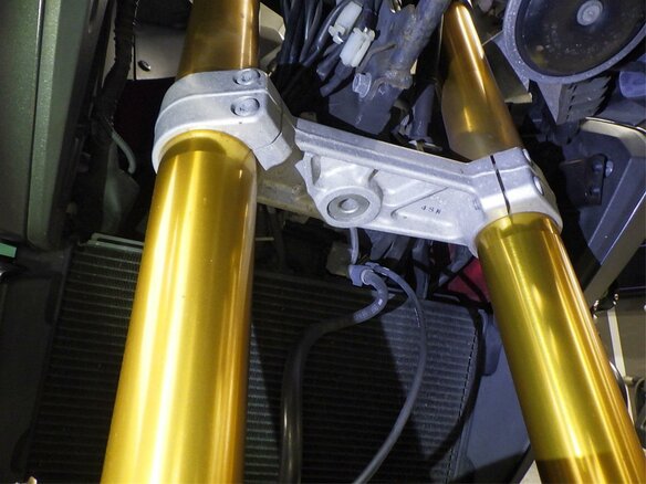 2014 Suzuki V-Strom 1000, красный, 777000 рублей - вид 6