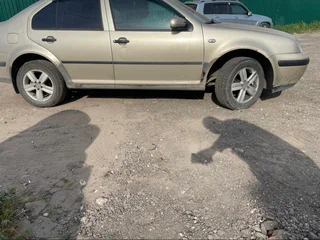 2003 Volkswagen Bora I, бежевый, 220000 рублей, вид 4