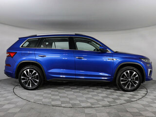 2023 Skoda Kodiaq I Рестайлинг, синий, 3950000 рублей, вид 4
