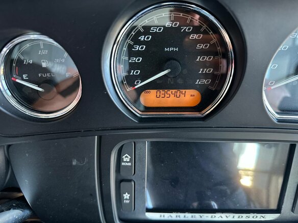 2014 Harley-Davidson Tri Glide, пурпурный, 2200000 рублей - вид 15