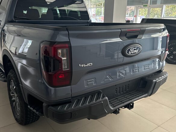 2026 Ford Ranger T6.2, синий, 5500000 рублей - вид 3