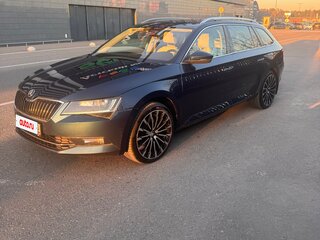 2017 Skoda Superb III, синий, 2300000 рублей, вид 1