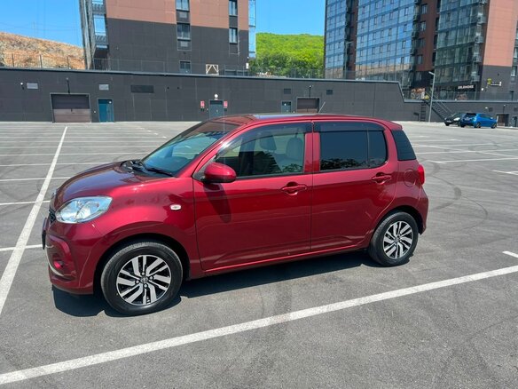 2017 Toyota Passo III, красный, 865000 рублей - вид 6